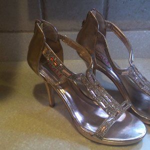 DOLCE BY MOJO MAXI 4 INCH ROSE METAL COLORED DRESSY HEELED SANDALS-SIZE 9